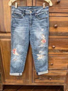 WHBM Mid-Rise Straight Crop Embroidered Distressed Jeans